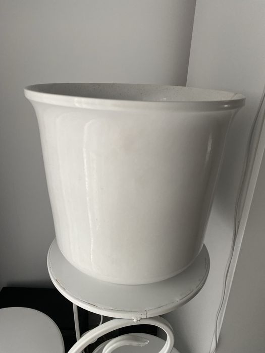 Duza donica biala porcelanowa 27/30