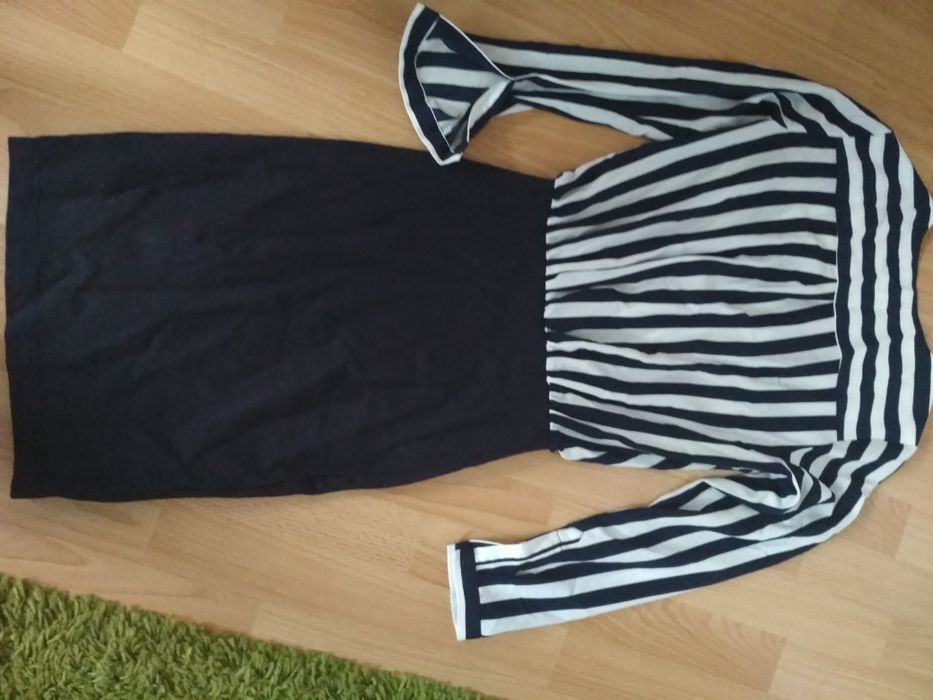 Sukienka S H&M