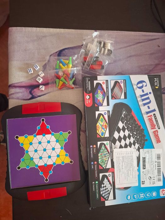 Conjunto de jogos de viagem