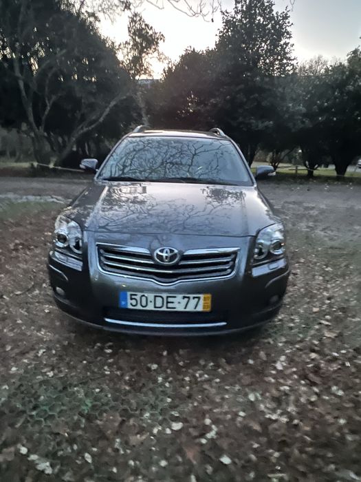 Toyota Avensis SW 2.2D-4D 150 cv Nacional
