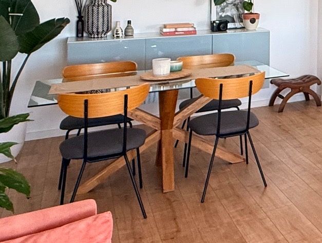 Mesa Jantar e 4 cadeiras