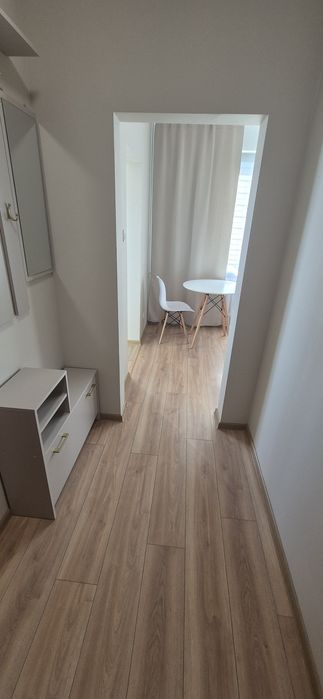 Przestronna kawalerka - Więcej