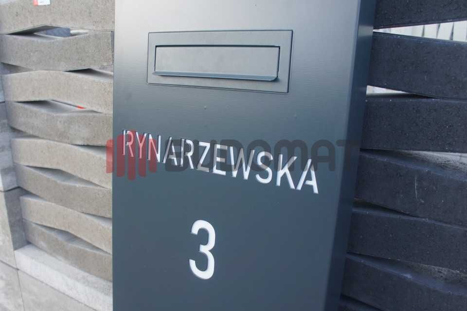 Multibox słupek multimedialny nowoczesne ogrodzenie skrzynka numer