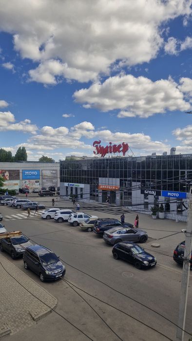 СРОЧНО!Продам 2х кімнату в центрі Павлограда по вул.Шевченка