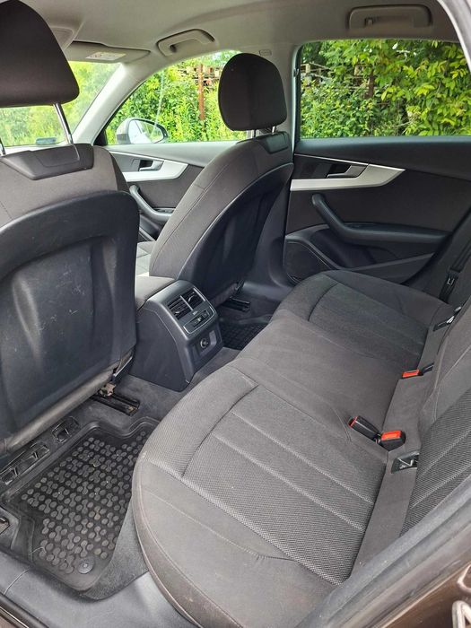 AUDI A4 Limousine