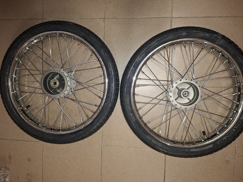 Odrestaurowane wycentrowane kola r17"romet ogar 200,205