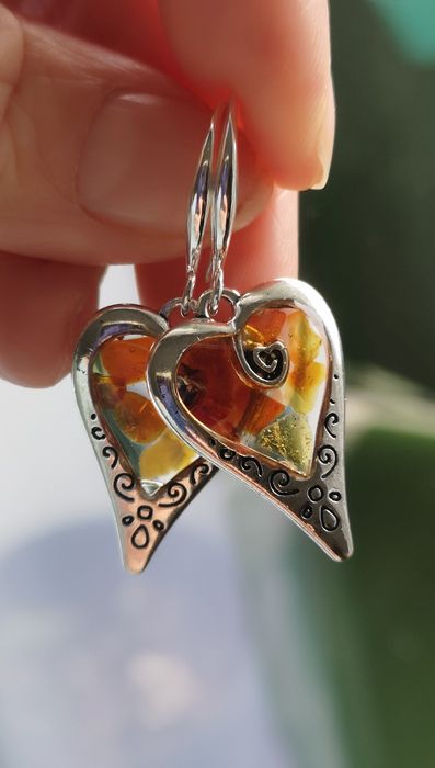 Piękny zestaw, kolczyki plus zawieszka. Bursztyn.