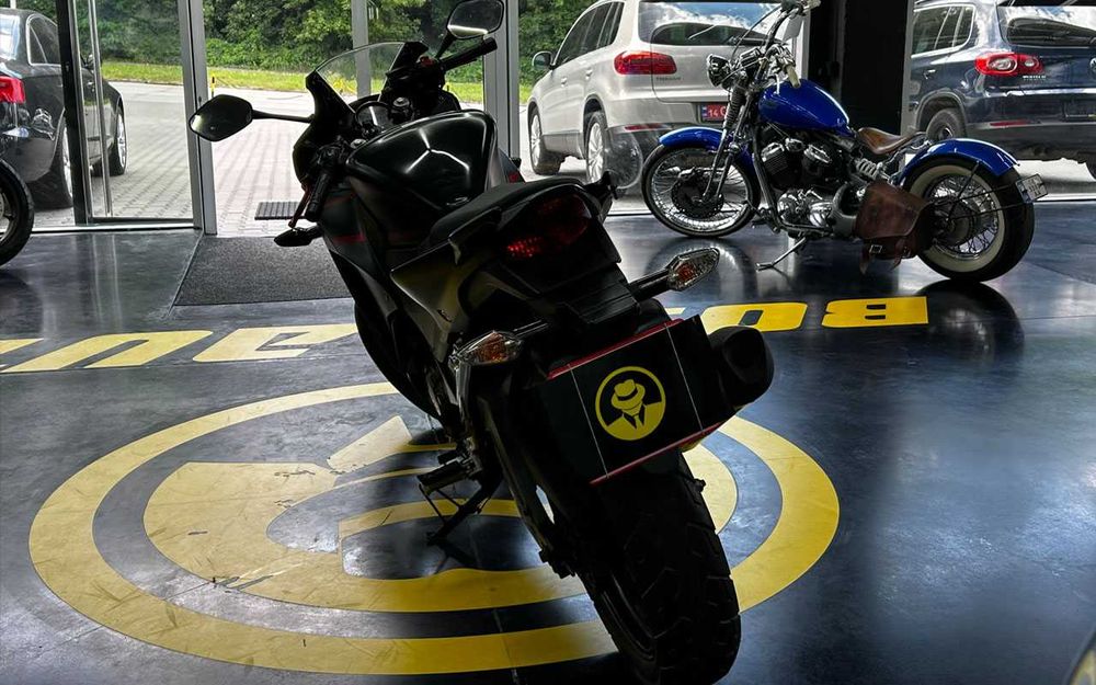 Honda CBR300R 2019