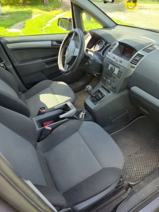 Продам Opel Zafira B