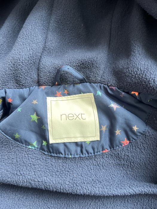 Тепла жилетка від next 3-4 роки