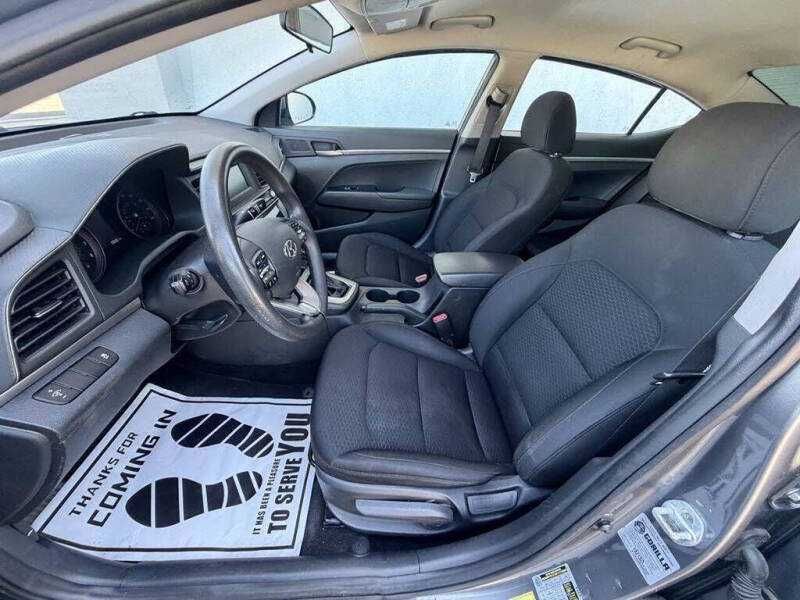 2019 Hyundai Elantra SEL