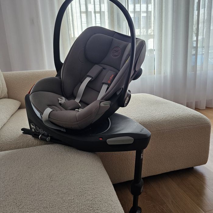 Conjunto auto base + ovo Cloud G Cybex -POUCO USO
