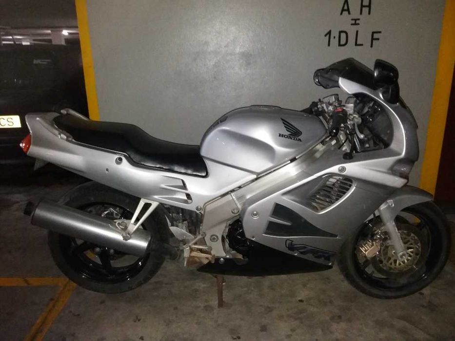 Peças Honda VFR750