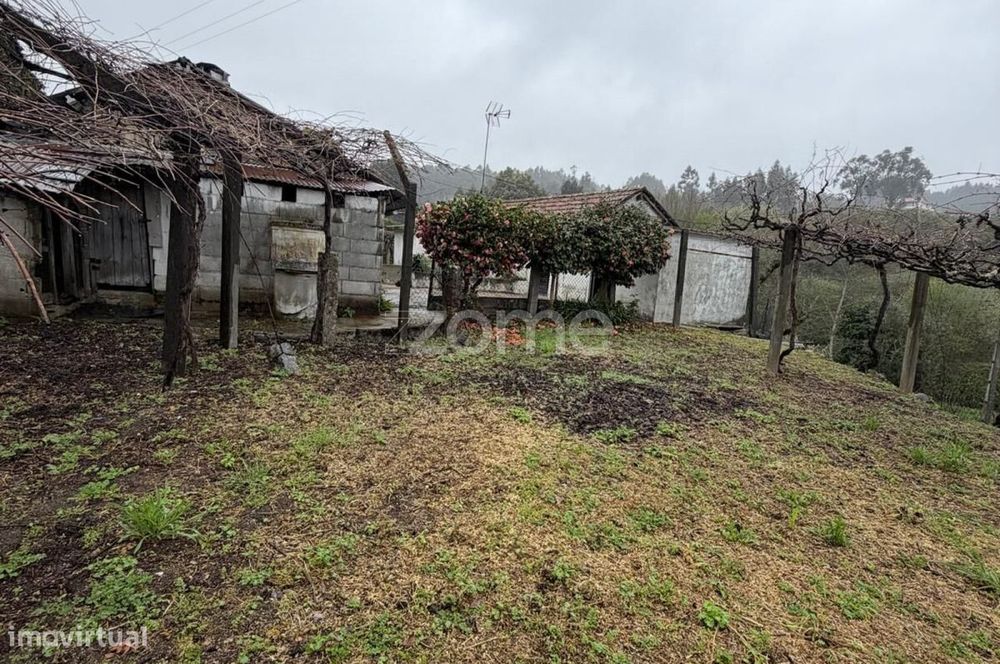 Moradia T2 para renovação
