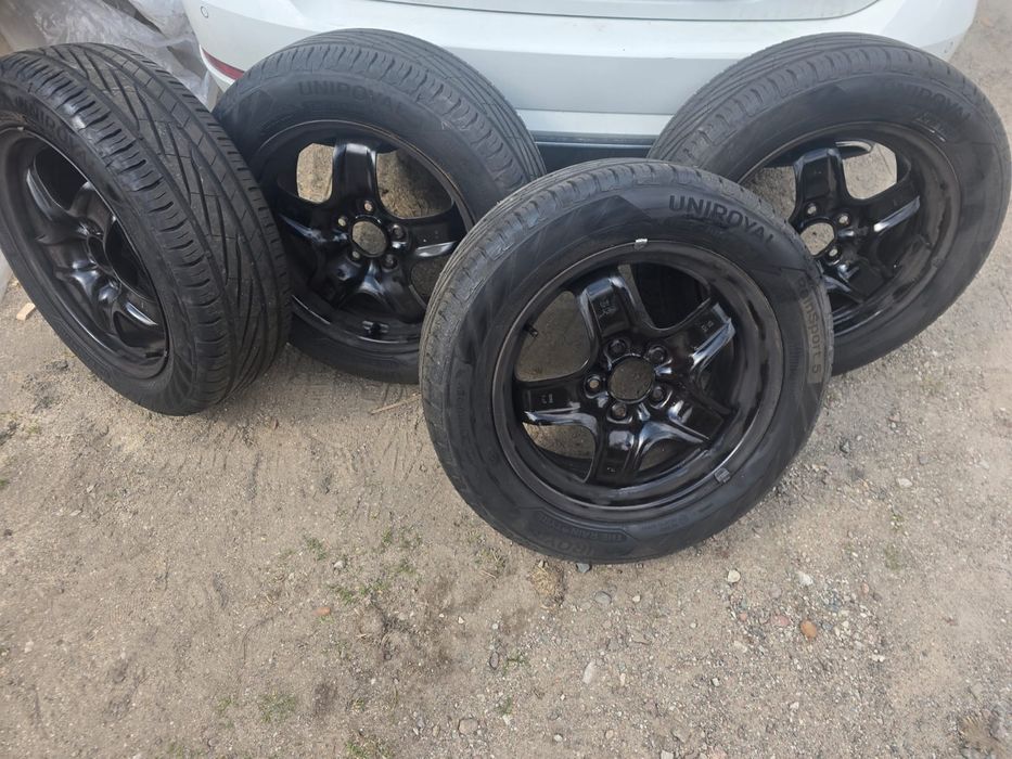 Sprzedam koła letnie uniroyal  205/55 romiar 16