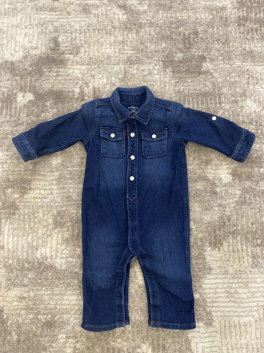 Джинсовий комбінезон 6-9 місяців