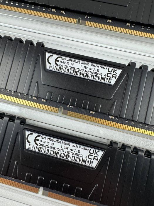 Pamięć RAM CORSAIR Vengeance LPX DDR4 DIMM 4×32GB 3200MHz CL16 XMP