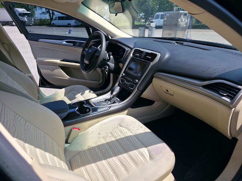 Ford Fusion 2016 SE