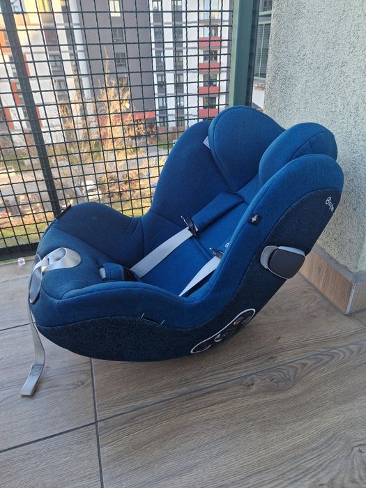 Fotelik Cybex Sirona Z+ z bazą