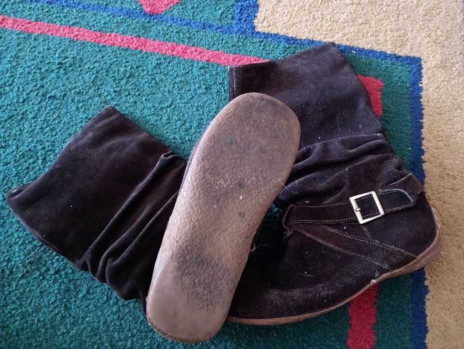 Botas de Cano Médio com Fivela – Conforto sem abdicar da Moda