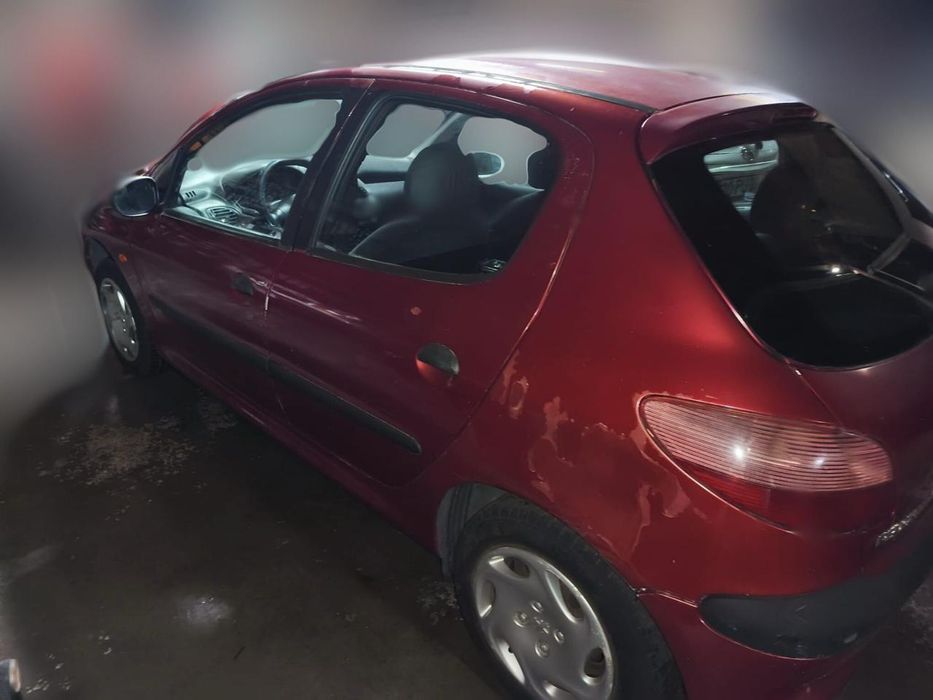 Peugeot 206 1.1 gasolina