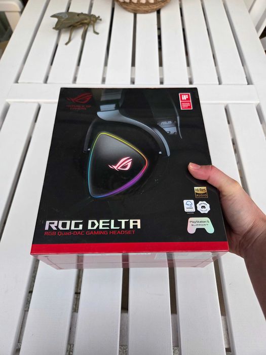 Słuchawki gamingowe ASUS ROG Delta, NOWE, oryginalnie zapakowane!