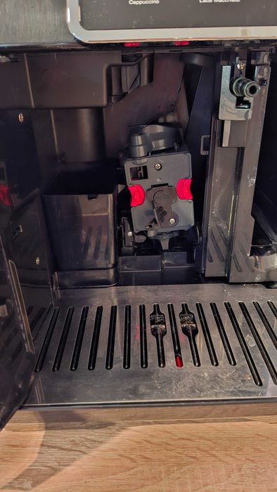 Ekspres do kawy DELONGHI PERFECTA EVO ESAM420.40B Gwarancja