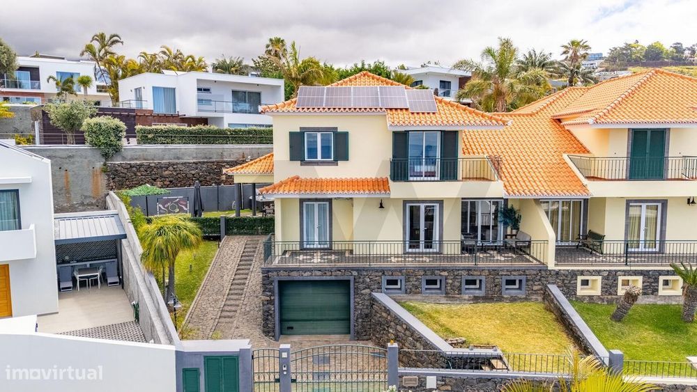 Moradia T4+2 onde o conforto familiar encontra o lazer e a modernidade