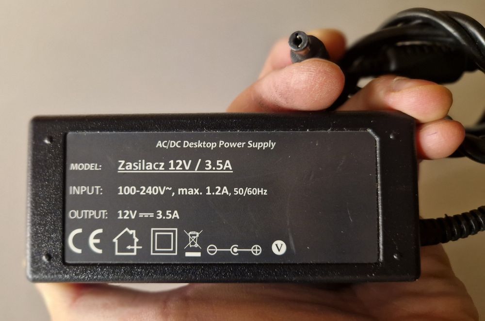 Zasilacze do laptopów HP Toshiba Fujitsu Acer Movano. Tanio