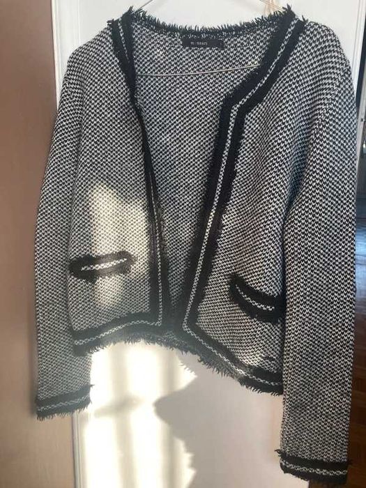 Elegancki kardigan swetrowa marynarka czarno-szary Monnari S