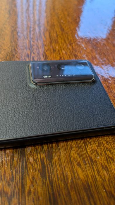 Honor Magic v2 para reparar ou peças