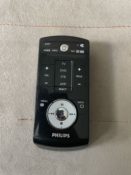 Універсальний пкульт Philips