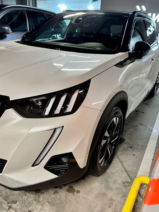 Peugeot 2008.•  GT-Line.  1.2 л  (155 к.с.)  АТ 8-ступінчата