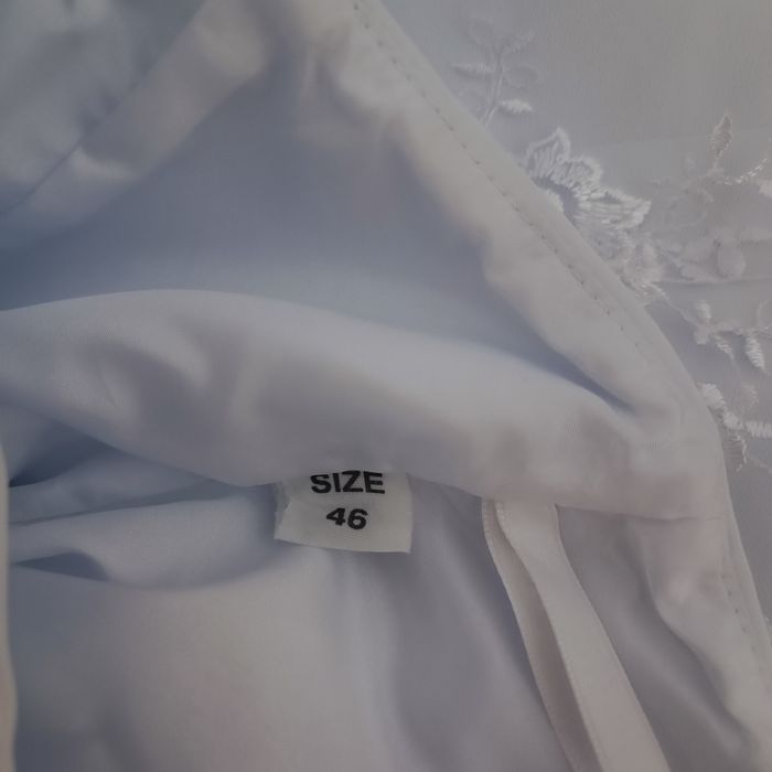 Весільна сукня..