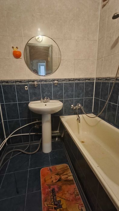 Продаж 4-кімн на Індустріальному