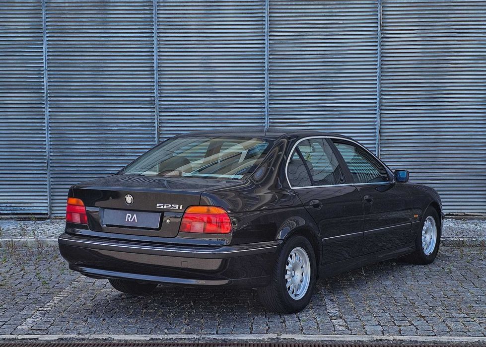 BMW 523 — fotografia 5