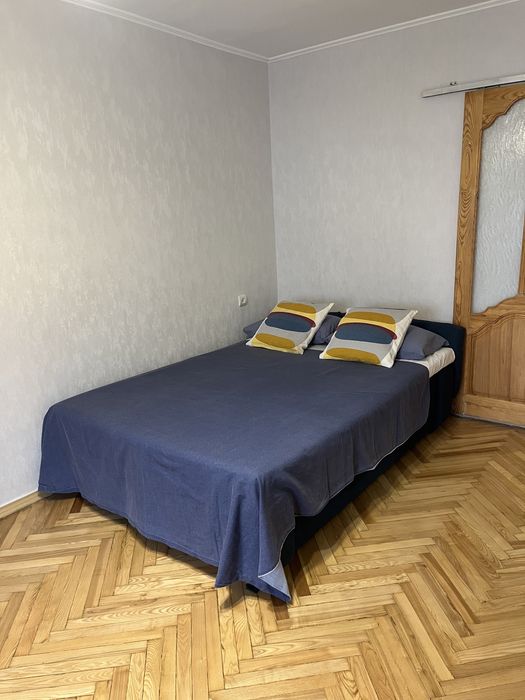 Посуточно аренда квартиры Арсенальная Печерск Центр Лавра