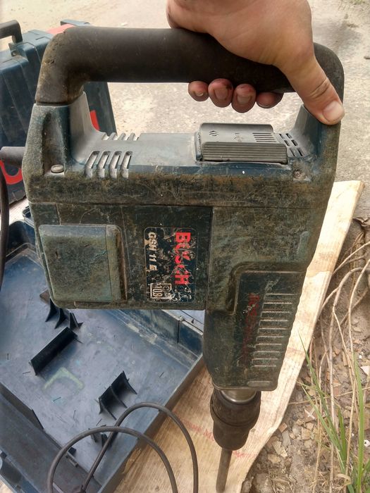 Відбійний молоток BOSCH GSH 11 E