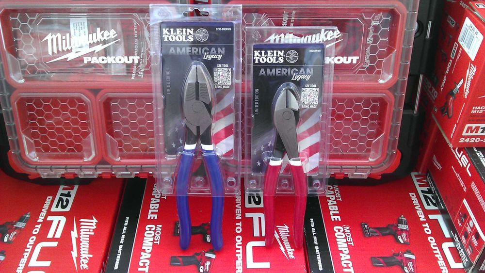 Klein Tools D213-9NERWB + D2288RWB (limited edition)