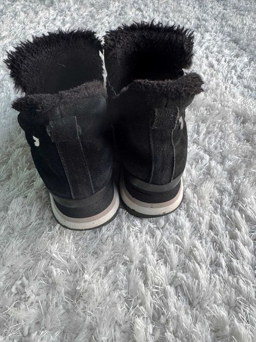 Buty zimowe ocieplane UGG