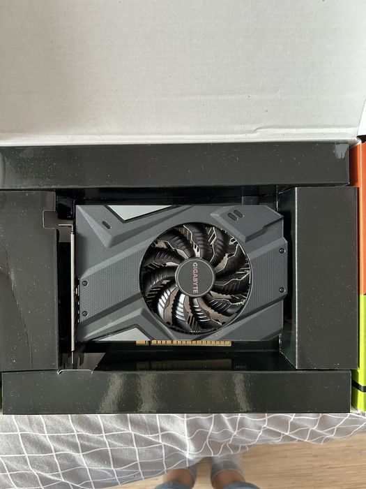 Gigabyte geforce gtx 1650 super