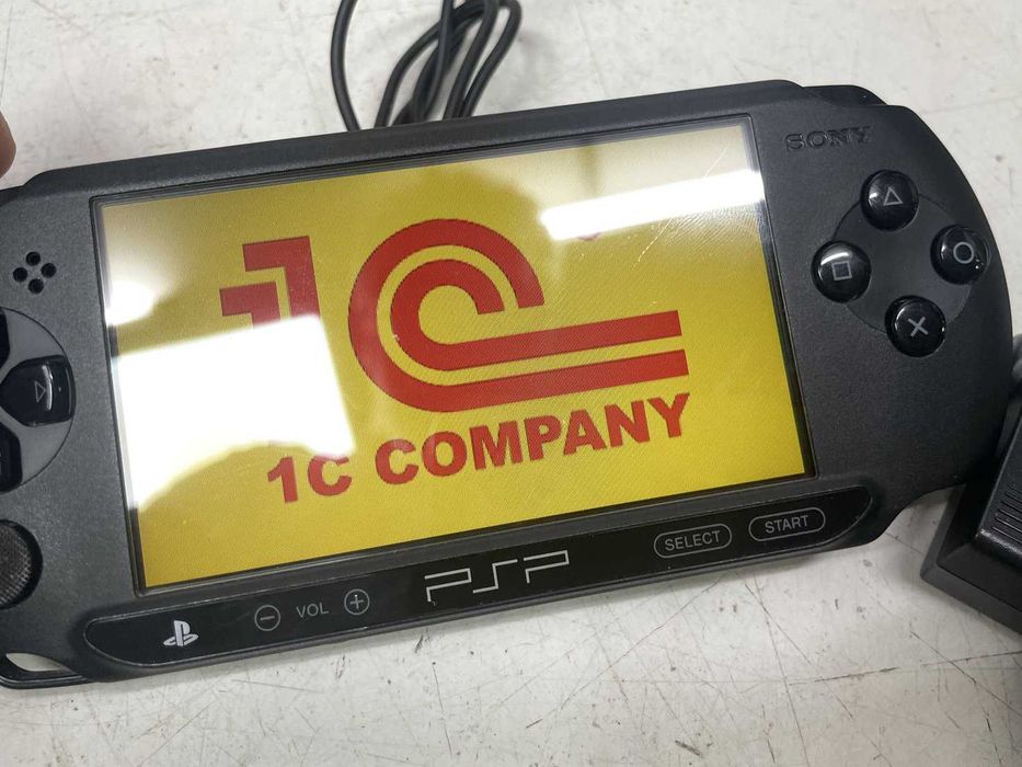 Приставка консоль игровая PSP Street E1008 Sony PlayStation Portable