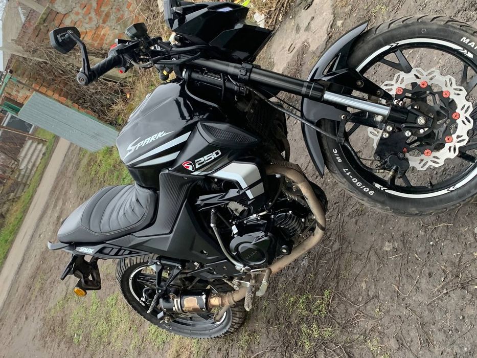 Продам спарк р33 250