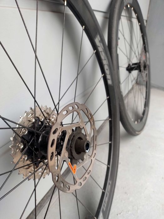 Komplet kół szosowych VISION Team 35 DISC