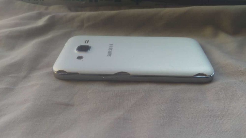 Продам смартфон Samsung Galaxy Core Prime SM-G360T1 - 1Gb/8Gb