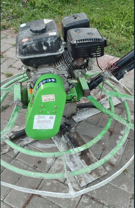 Затирочна машина по бетону Zipper ZI-BG100Y