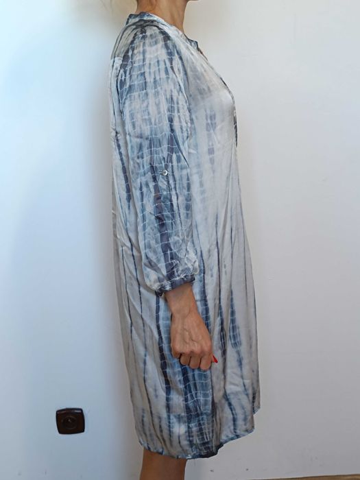 elegancka wygodna sukienka z jedwabiu V collection 36 S 100%jedwab