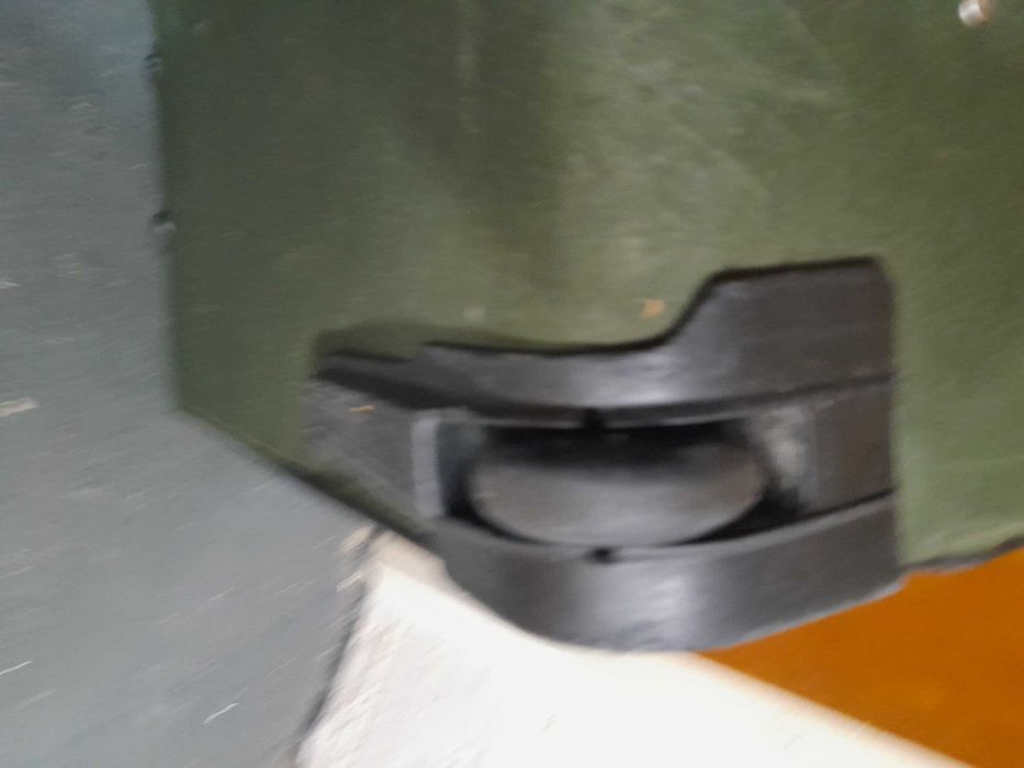 Продам большой дорожный чемодан