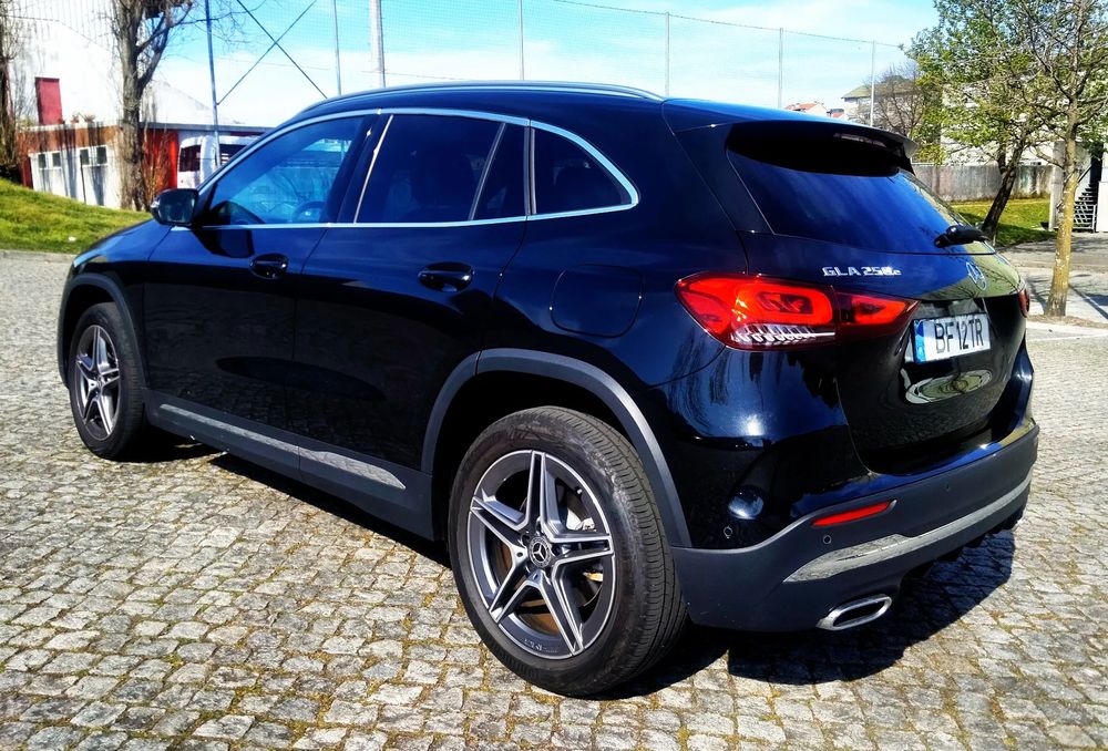 Mercedes-Benz GLA 250 e AMG Line