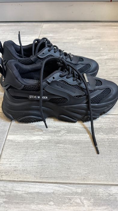 Жіночі кросівки Steve Madden